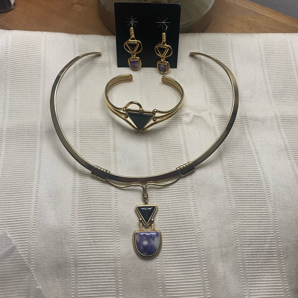 Vintage Opalite & Onyx necklace, earrings, and bracelet